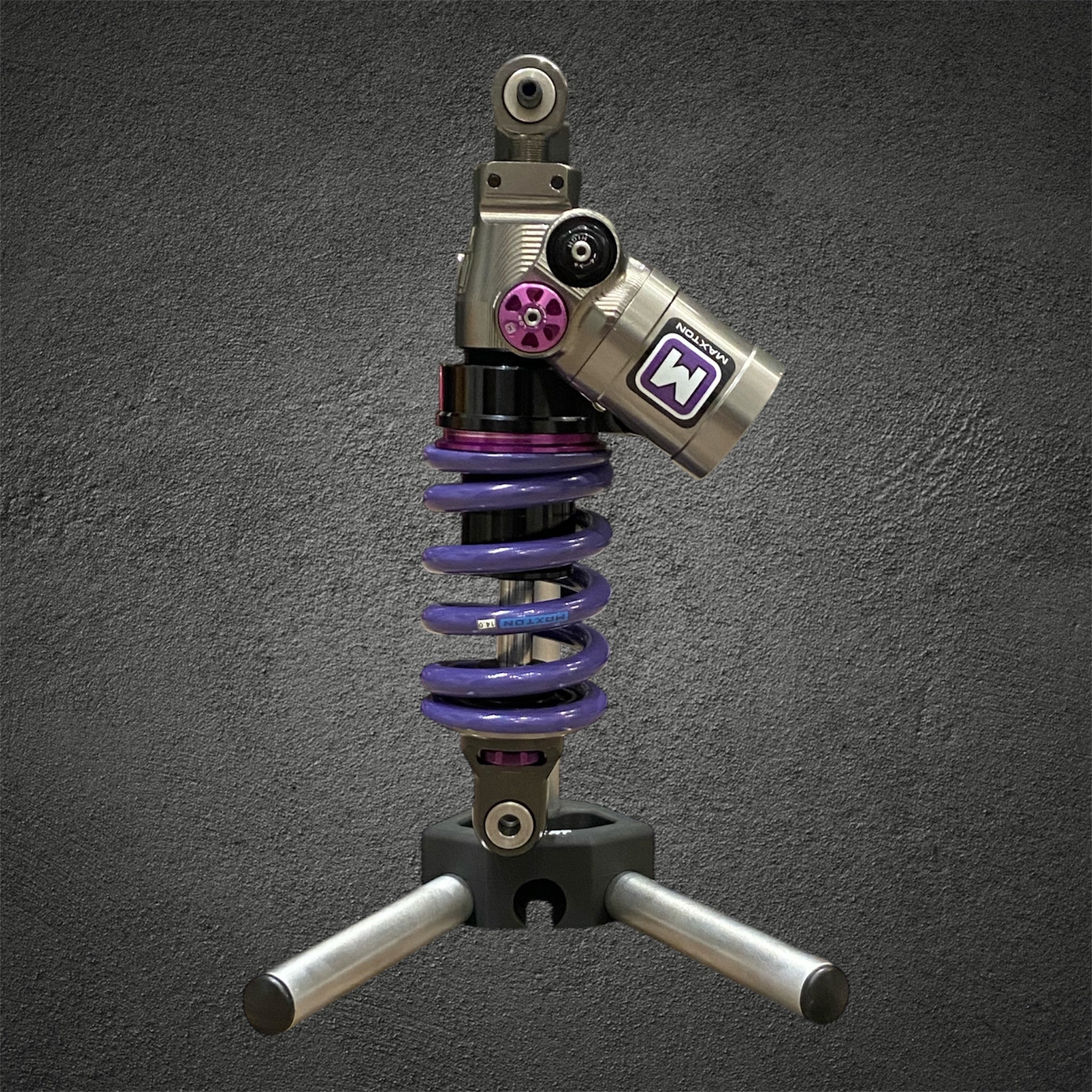 Rear Shock Holder/Stand